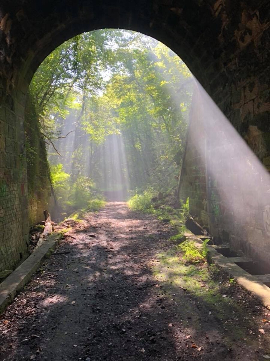 Tunnel – Plooschter Projet Trail · Foto 1